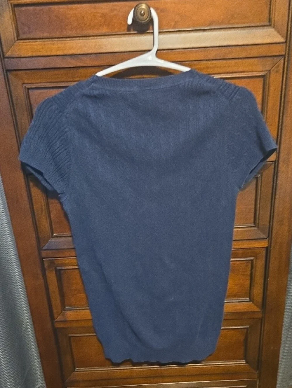 Gap Women’s Navy Short Sleeve Cable Knit Sweater Top 2 For 1!